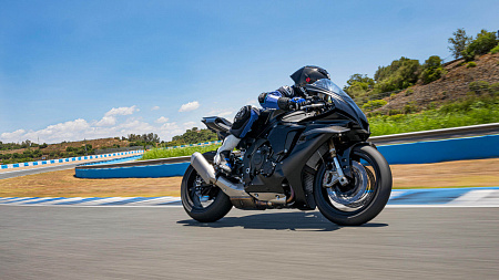 Мотоцикл Yamaha R1 Race